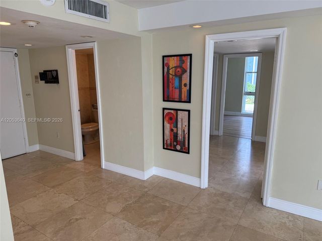 145 SE 25th Rd 1003, Miami, FL 33129