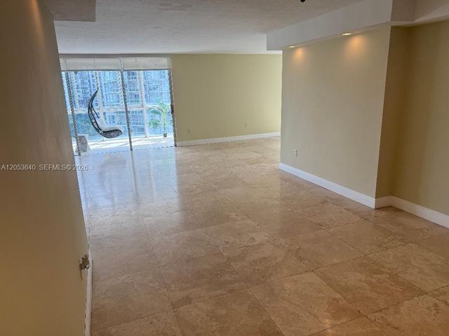 145 SE 25th Rd 1003, Miami, FL 33129