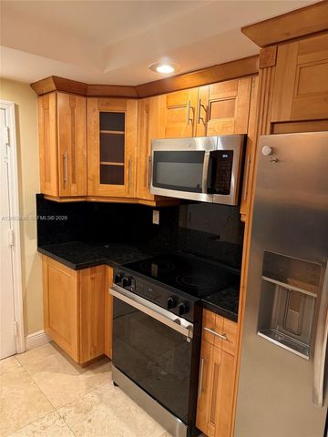 145 SE 25th Rd 1003, Miami, FL 33129