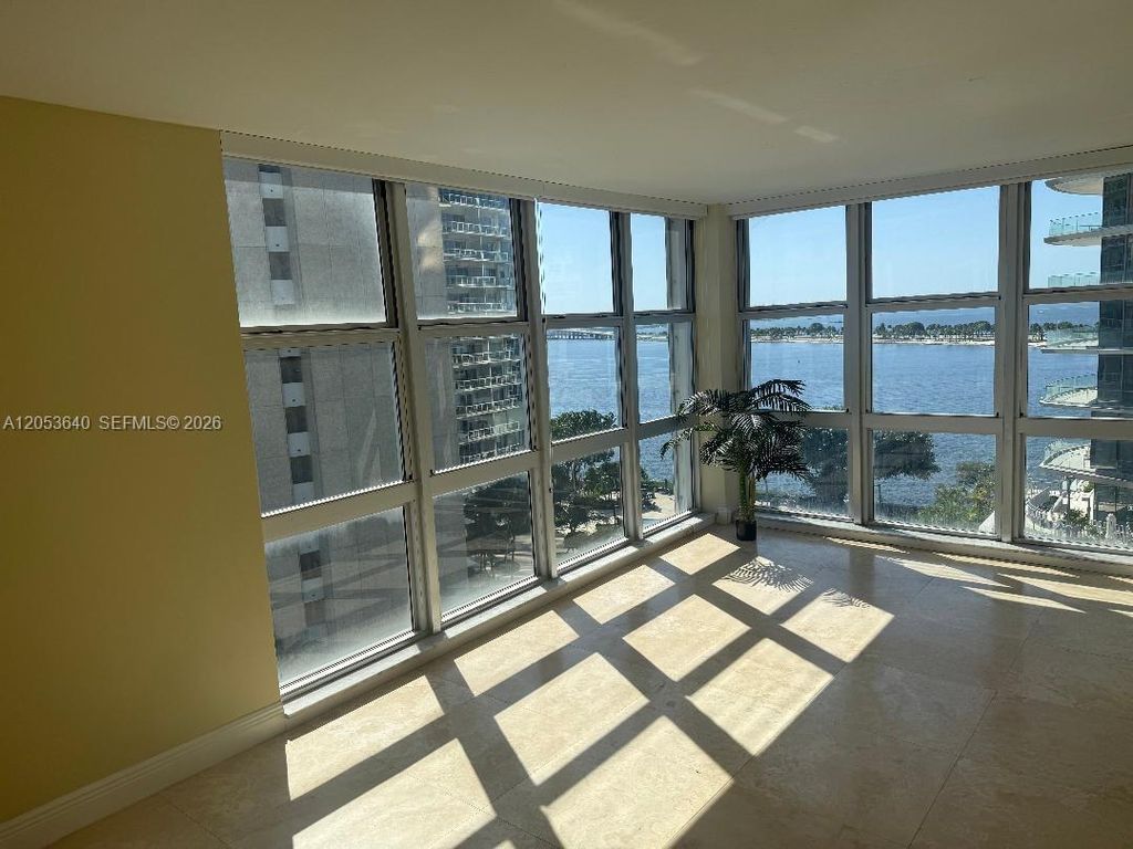 145 SE 25th Rd 1003, Miami, FL 33129