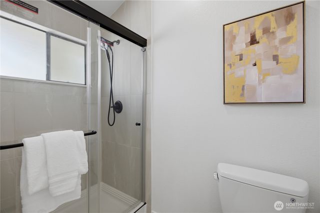 15724 SE 46th Way, Bellevue, WA 98006