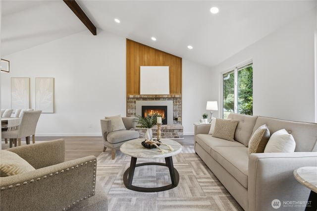 15724 SE 46th Way, Bellevue, WA 98006