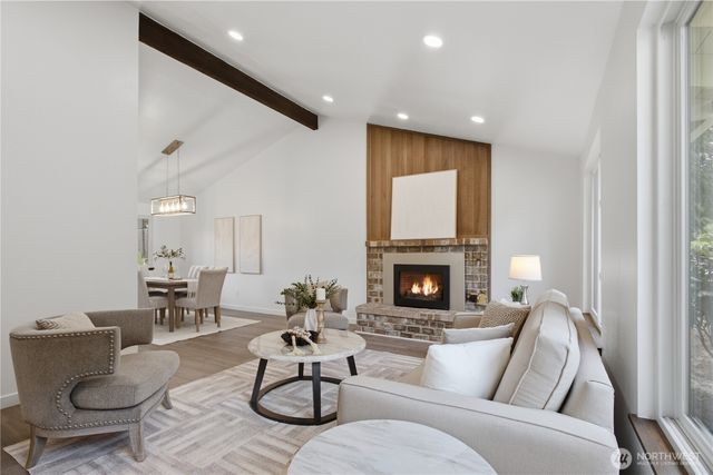 15724 SE 46th Way, Bellevue, WA 98006