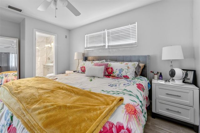 241 W 20th Street, Riviera Beach, FL 33404