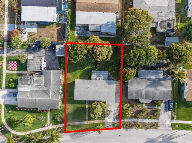 241 W 20th Street, Riviera Beach, FL 33404