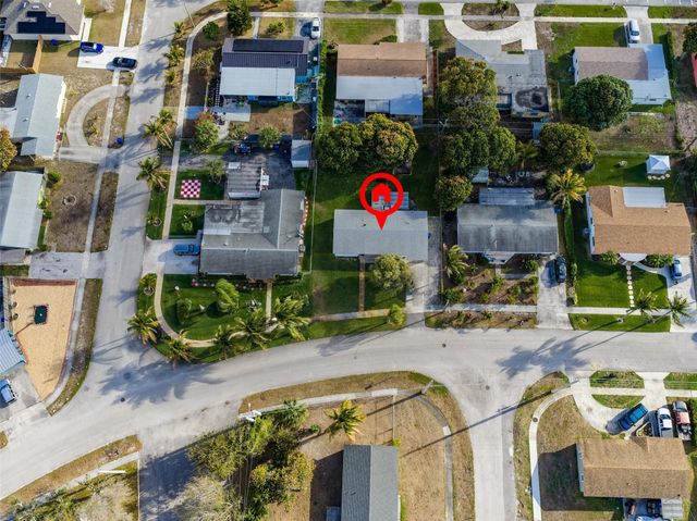 241 W 20th Street, Riviera Beach, FL 33404