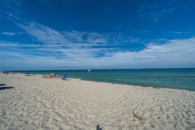 241 W 20th Street, Riviera Beach, FL 33404