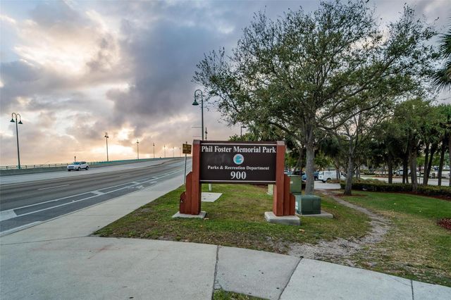 241 W 20th Street, Riviera Beach, FL 33404