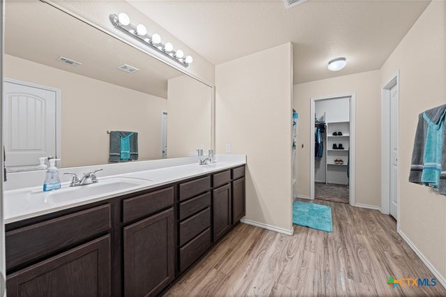 717 Liberty Valley Drive, Belton, TX 76513