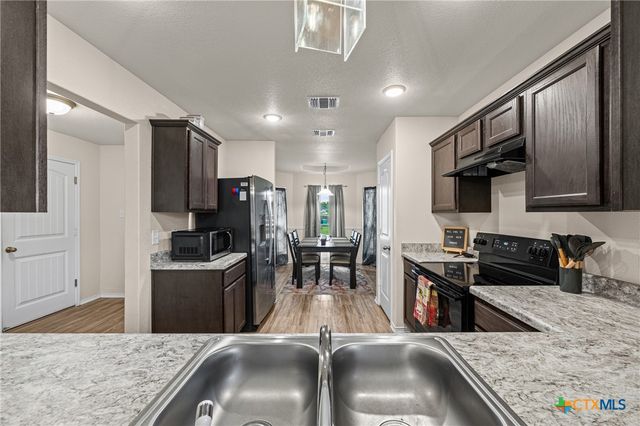 717 Liberty Valley Drive, Belton, TX 76513