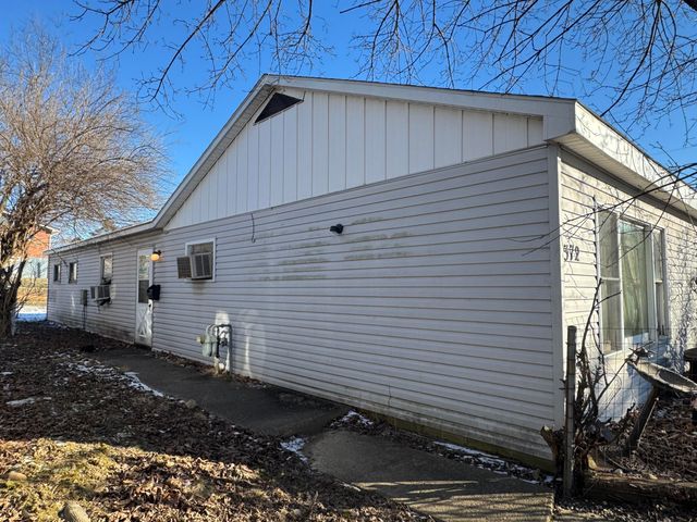 372 Ridge Road 372 Ridge Road, Springfield, OH 45503