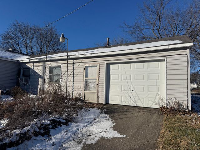 372 Ridge Road 372 Ridge Road, Springfield, OH 45503