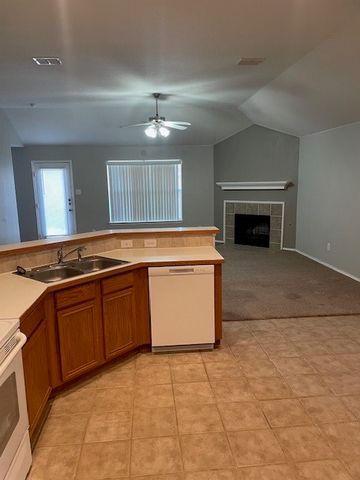 5413 Chinkapin Lane, Fort Worth, TX 76244