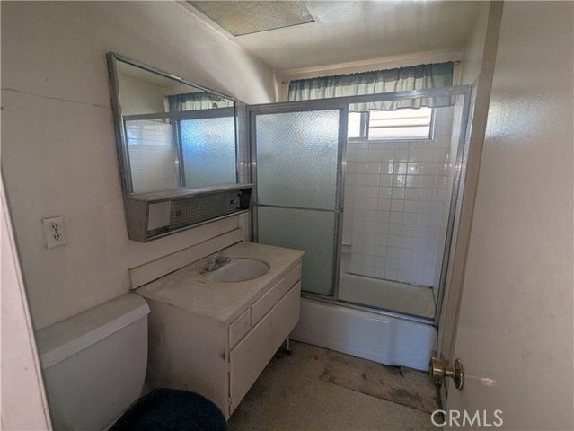 1545 Washington Avenue, Pomona, CA 91767