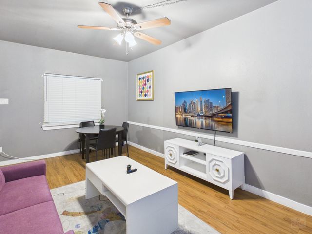 3008 Cedar ST 4, Austin, TX 78705