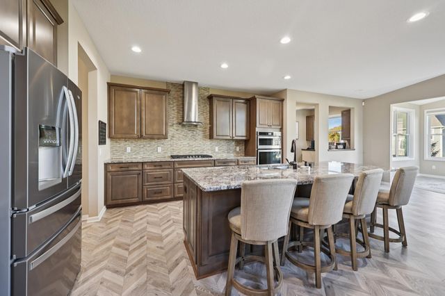 16868 Reeder Ridge, Eden Prairie, MN 55347