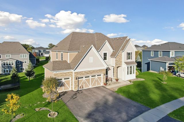 16868 Reeder Ridge, Eden Prairie, MN 55347