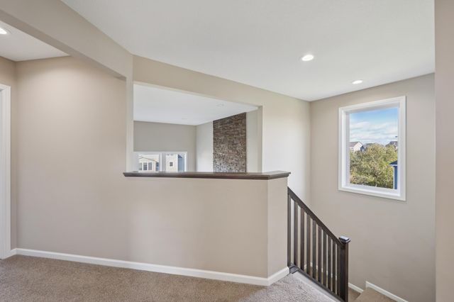 16868 Reeder Ridge, Eden Prairie, MN 55347