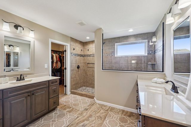 16868 Reeder Ridge, Eden Prairie, MN 55347