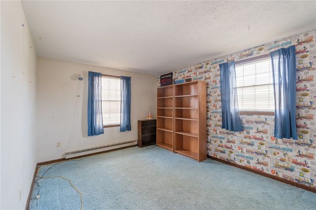 72 Thistlewood Lane, Ogden, NY 14559