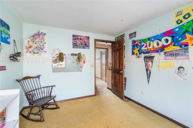 72 Thistlewood Lane, Ogden, NY 14559