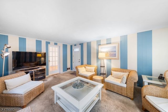 615 Lincoln Park, Cranford Twp., NJ 07016