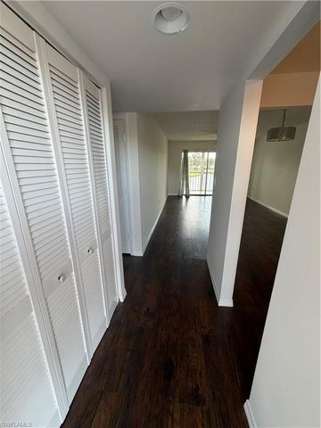 190 Turtle Lake CT 307, Naples, FL 34105
