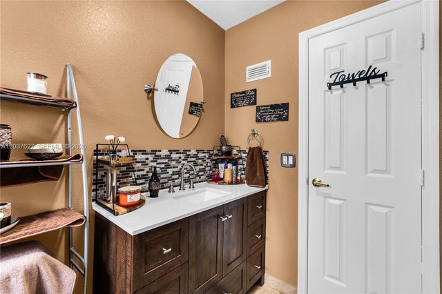 2751 NW 107th Terrace, Sunrise, FL 33322