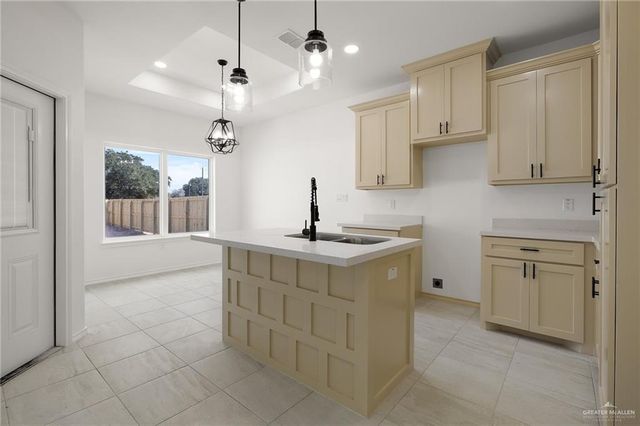 428 N Leon Avenue, Elsa, TX 78543