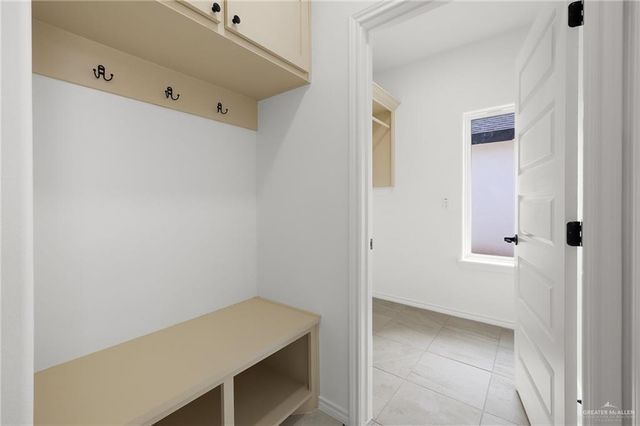 428 N Leon Avenue, Elsa, TX 78543