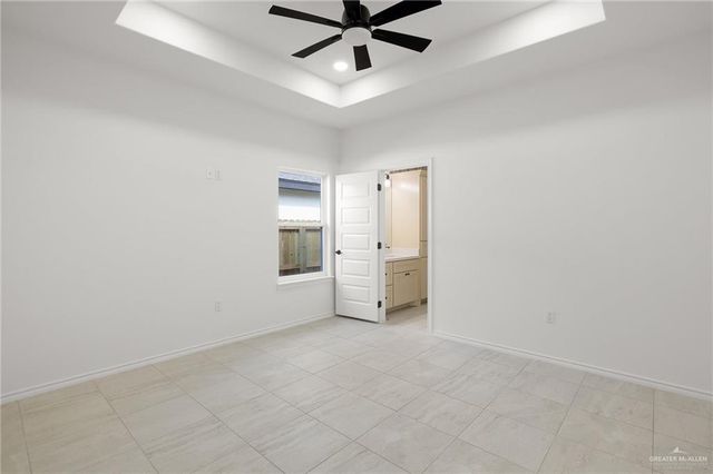 428 N Leon Avenue, Elsa, TX 78543