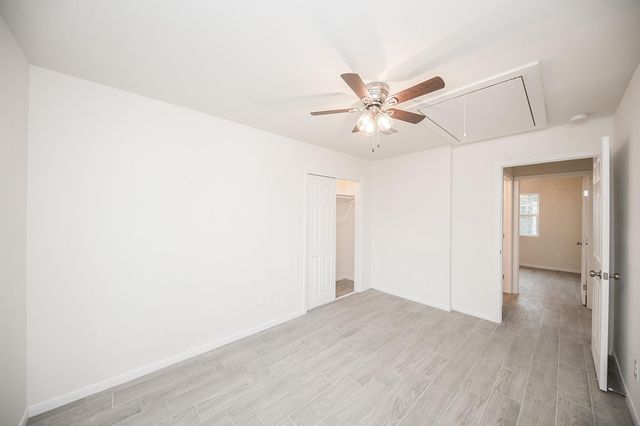 5042 Mallow Street B, Houston, TX 77033
