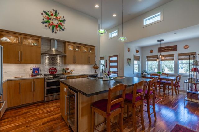 60 Tortola Way, Hollister, CA 95023