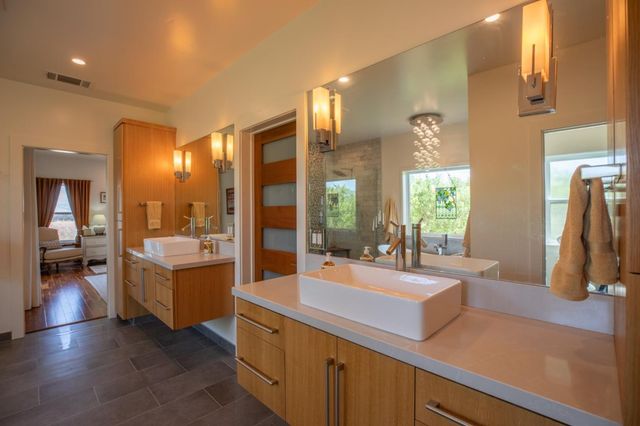 60 Tortola Way, Hollister, CA 95023