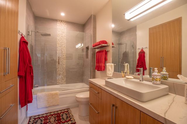 60 Tortola Way, Hollister, CA 95023