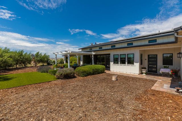 60 Tortola Way, Hollister, CA 95023