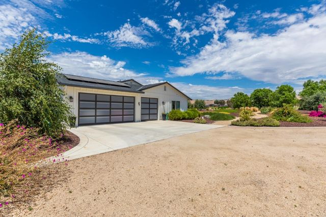 60 Tortola Way, Hollister, CA 95023