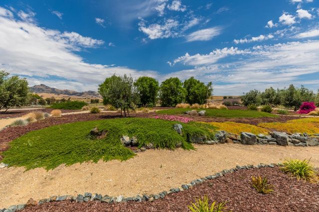 60 Tortola Way, Hollister, CA 95023