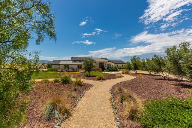 60 Tortola Way, Hollister, CA 95023