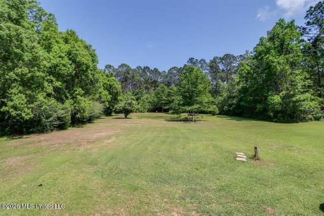 17112 Camellia Street, Kiln, MS 39556