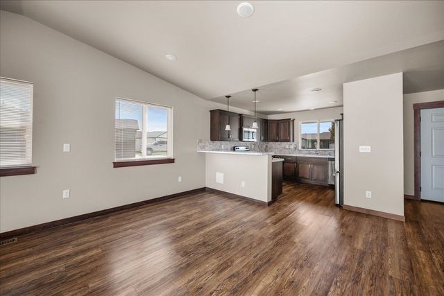 1103 S Sun Devil Ct, Spokane, WA 99224