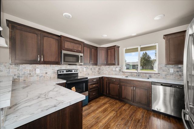 1103 S Sun Devil Ct, Spokane, WA 99224