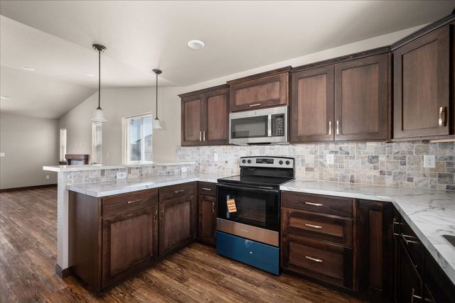 1103 S Sun Devil Ct, Spokane, WA 99224