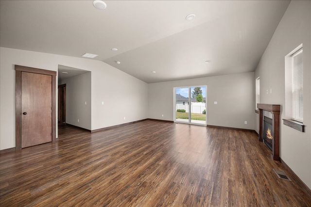 1103 S Sun Devil Ct, Spokane, WA 99224