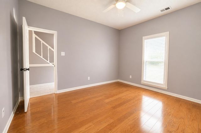 3684 High Point Dr, Memphis, TN 38122
