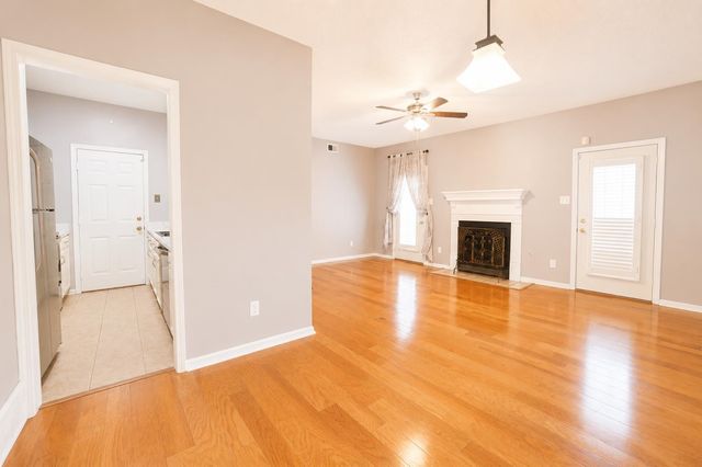 3684 High Point Dr, Memphis, TN 38122