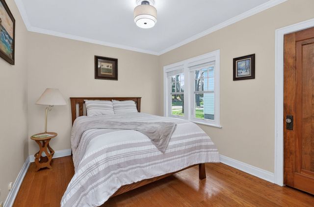 5433 BROOKBANK Road, Downers Grove, IL 60515