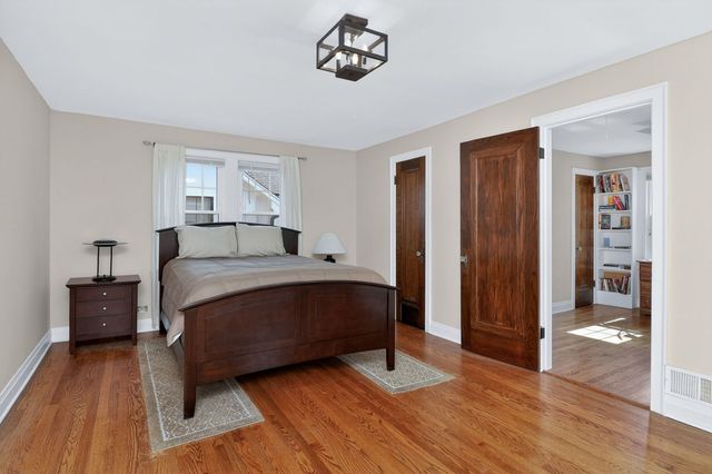 5433 BROOKBANK Road, Downers Grove, IL 60515