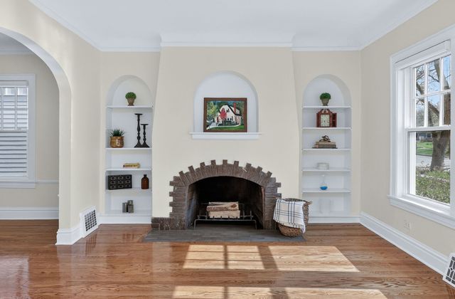 5433 BROOKBANK Road, Downers Grove, IL 60515