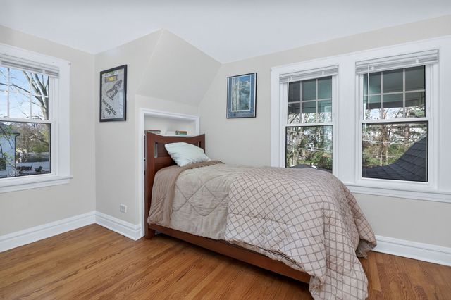 5433 BROOKBANK Road, Downers Grove, IL 60515